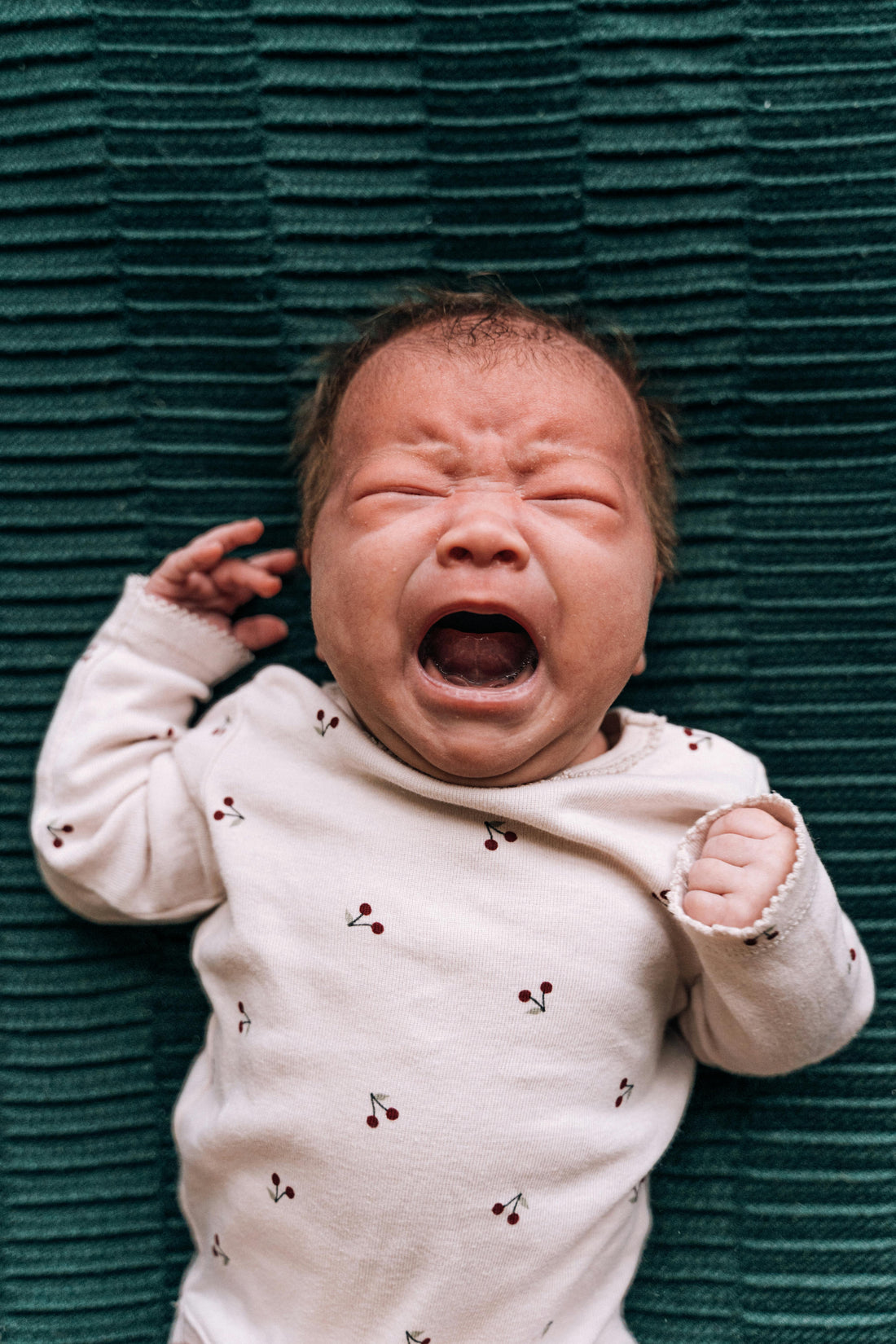 Cyring Papi Purple Crying vs Colic – And Breathe First Aid